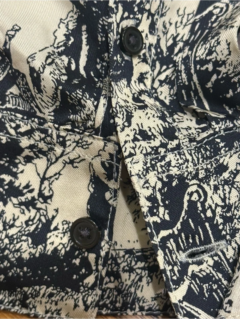 J. Crew. Draper Toile Printed Shirt. Black/Cream. Size Small.